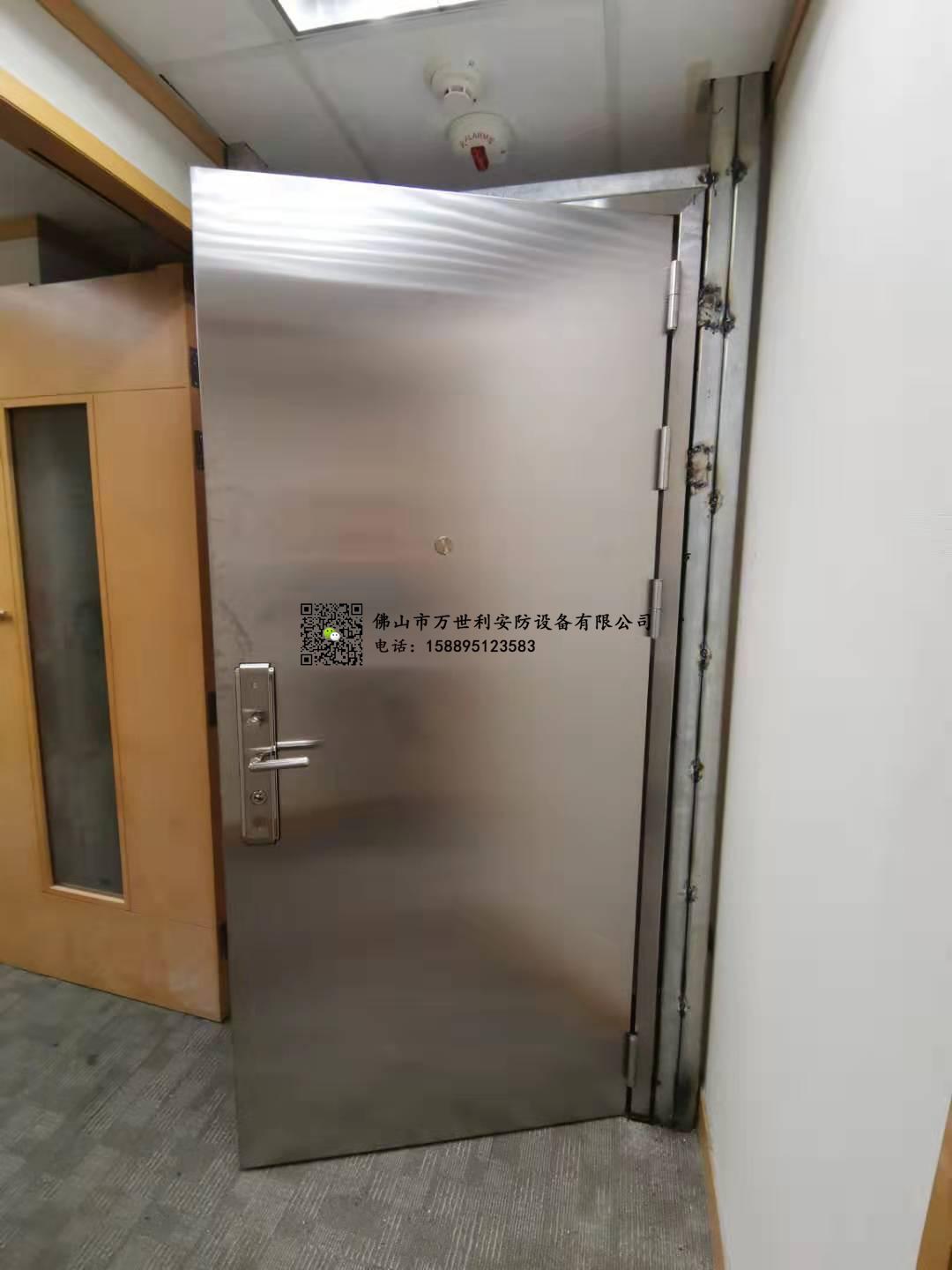 上海不銹鋼甲級(jí)防火防爆門(mén)安裝案例